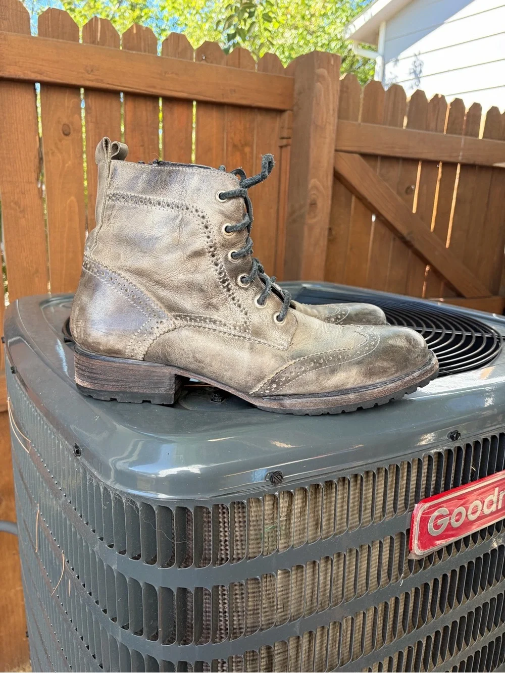 freebird Men's Distressed Gray Leather Chukka Lace-Up Boots